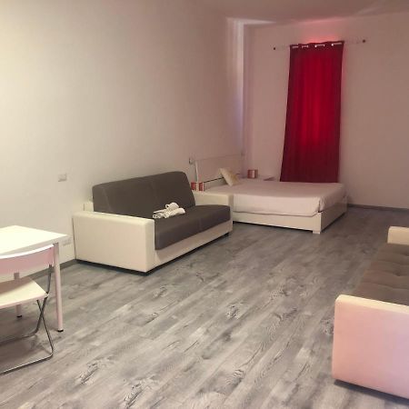 רומא Hotel Vm מראה חיצוני תמונה